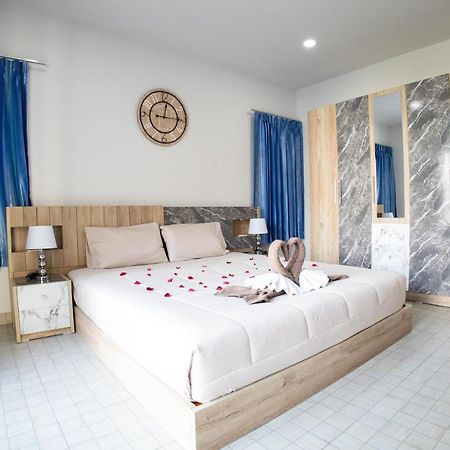 Grand View Premium Patong Exterior foto
